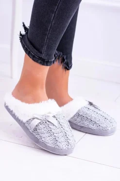 Kapcie Klasyczne|Klapki Z Futerkiem></noscript>Buty damskie Vinceza Szare Damskie Papcie Domowe Klapki Z Futerkiem Dezi