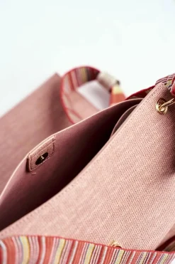 Best Torebka Damska Listonoszka Różowa NBAG-I2900-C004 Torebki Nobo|Torebki Klasyczne