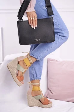 Torebki Nobo|Listonoszki>Nobo Torebka Damska Czarna Listonoszka NBAG-I2670-C020