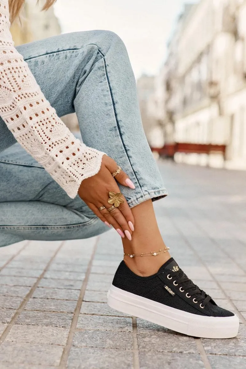 Outlet Lee Cooper Trampki Damskie Z Koronką LCW-25-31-3439L Czarne Czarny