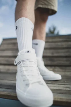 Outlet Big Star Shoes Trampki Męskie Big Star Ocieplane Białe Y174024FW Biały