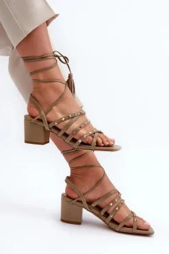 Outlet Wiązane Sandały Na Niskim Obcasie Ozdobione Ćwiekami Zielone Chrisele Damskie Sandały Na Obcasie