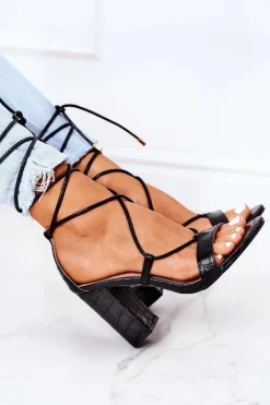 Discount Boto Wiązane Sandały Na Słupku Czarne Catwalk