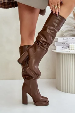 Outlet Wsuwane Kozaki Na Słupku I Platformie Z Marszczeniem Ocieplane Brązowe Beridra Damskie Kozaki Ocieplane|Kozaki Na Słupku