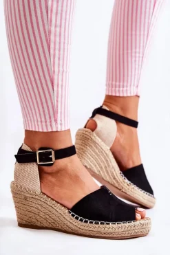 Discount Evento Wygodne Damskie Sandały Na Koturnie Czarne Dellia