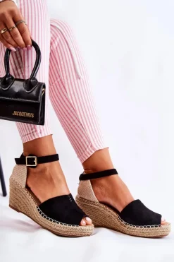 Discount Evento Wygodne Damskie Sandały Na Koturnie Czarne Dellia