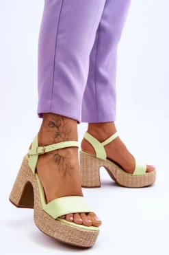 Clearance Boto Wygodne Zamszowe Sandały Na Masywnym Słupku Jasnozielone Elishia Zielony