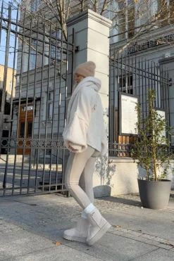 Discount Big Star Shoes Wysokie Śniegowce Damskie Na Platformie Big Star OO274897 Jasnobeżowe Beżowy