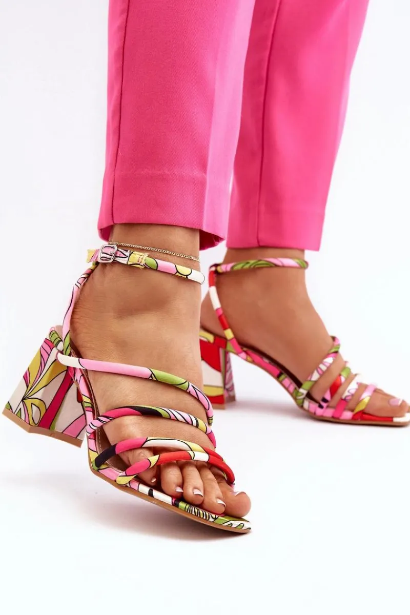 Wzorzyste Sandały Na Słupku Multikolor Jenglla Damskie Sandały Na Obcasie