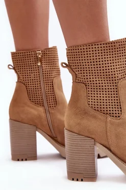 Online Zamszowe Ażurowe Botki Damskie Na Słupku Camel Lewski 3386 Damskie Botki Wiosenne|Botki Skórzane