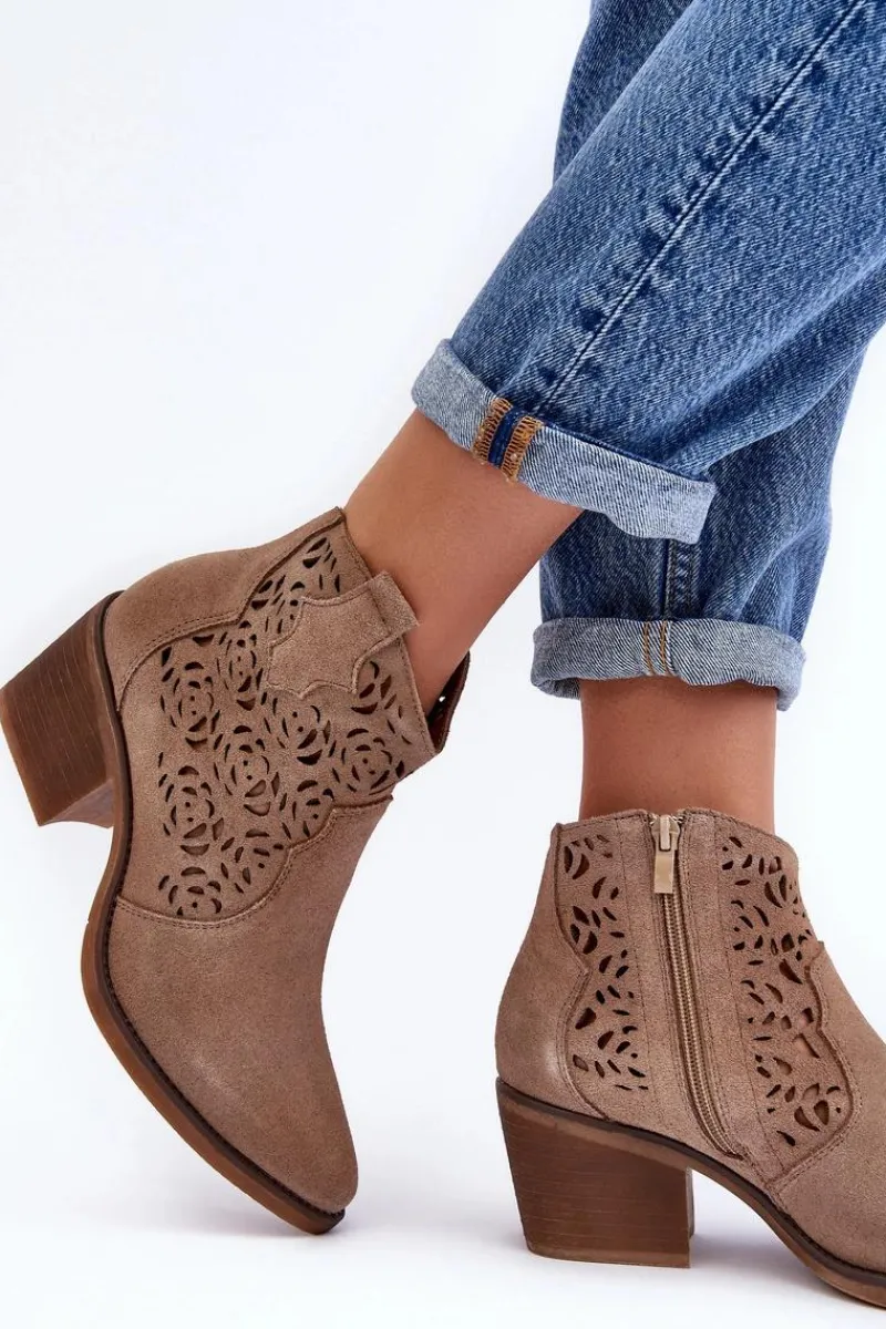 Botki Wiosenne|Botki Skórzane>Damskie buty S.Barski Zamszowe Ażurowe Botki Kowbojki D&A SN622-21 Ciemnobeżowe