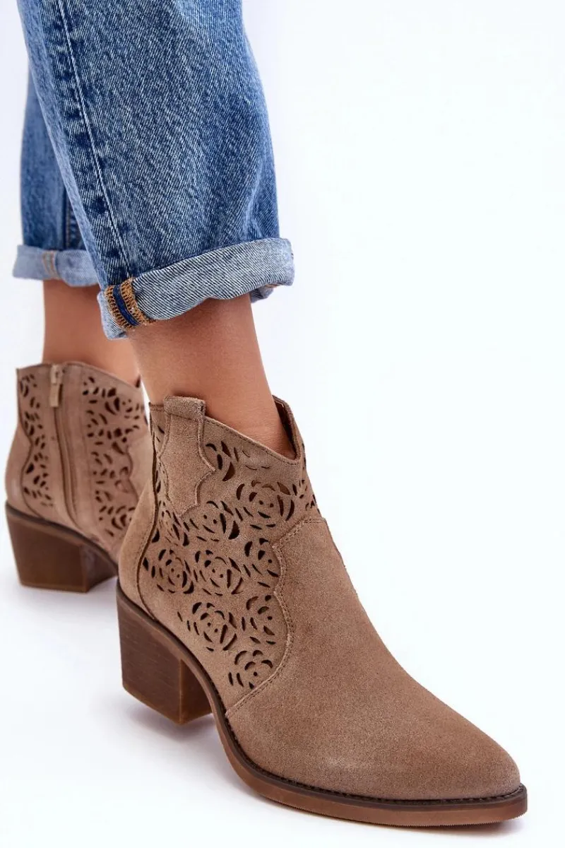 Botki Wiosenne|Botki Skórzane>Damskie buty S.Barski Zamszowe Ażurowe Botki Kowbojki D&A SN622-21 Ciemnobeżowe