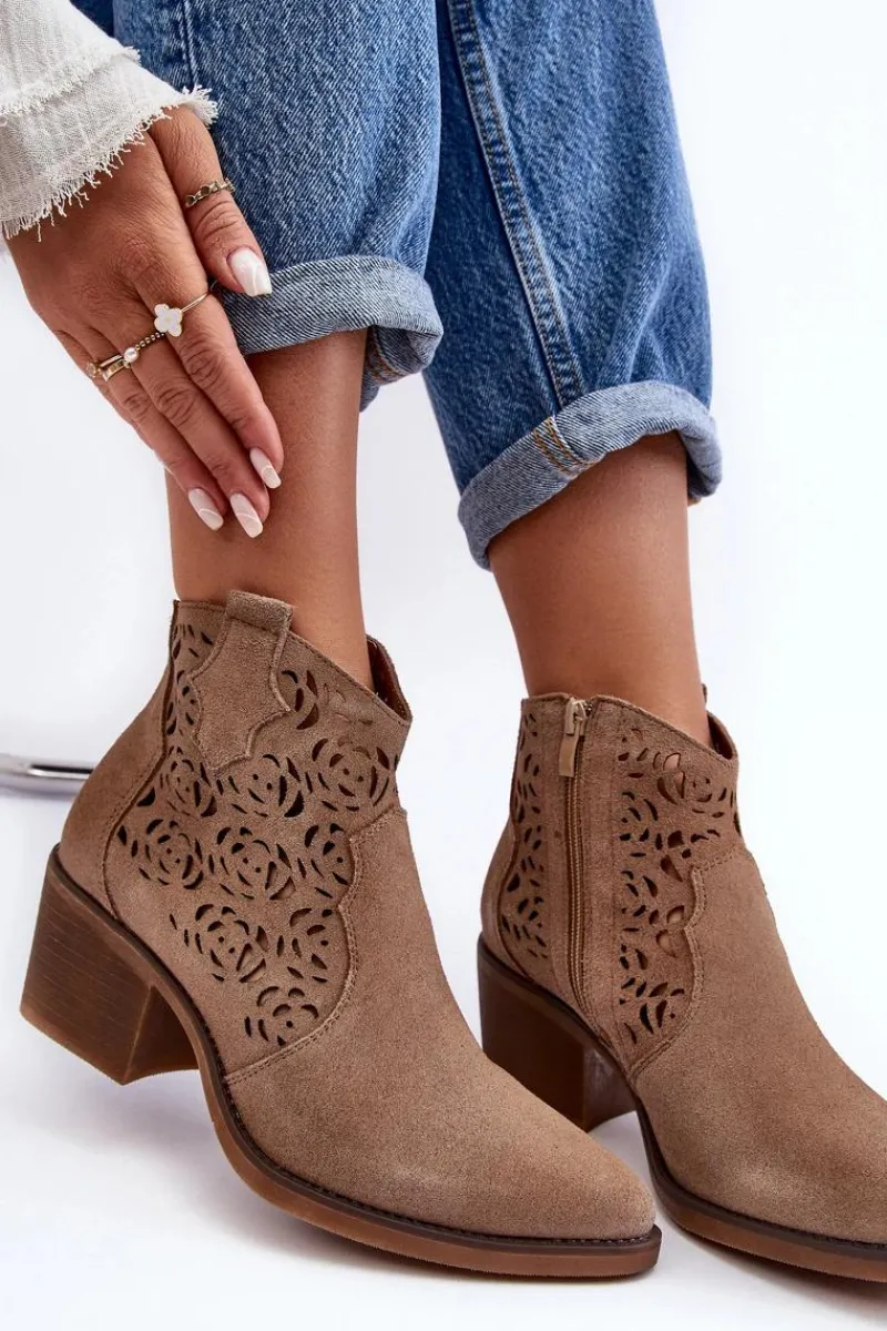 Botki Wiosenne|Botki Skórzane>Damskie buty S.Barski Zamszowe Ażurowe Botki Kowbojki D&A SN622-21 Ciemnobeżowe