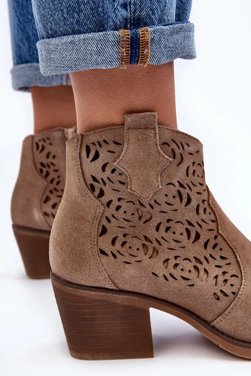 Botki Wiosenne|Botki Skórzane>Damskie buty S.Barski Zamszowe Ażurowe Botki Kowbojki D&A SN622-21 Ciemnobeżowe