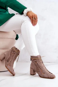 Sale Zamszowe Ażurowe Botki 05508-04 Beżowe Damskie Botki Wiosenne|Botki Maciejka