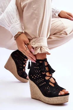 Discount Boto Zamszowe Ażurowe Botki Na Koturnie Czarne Berthe