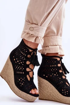 Discount Boto Zamszowe Ażurowe Botki Na Koturnie Czarne Berthe