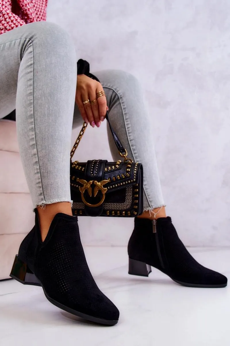 Sale Buty damskie Vinceza Zamszowe Botki Ażurowe Z Wycięciem Czarne Carine