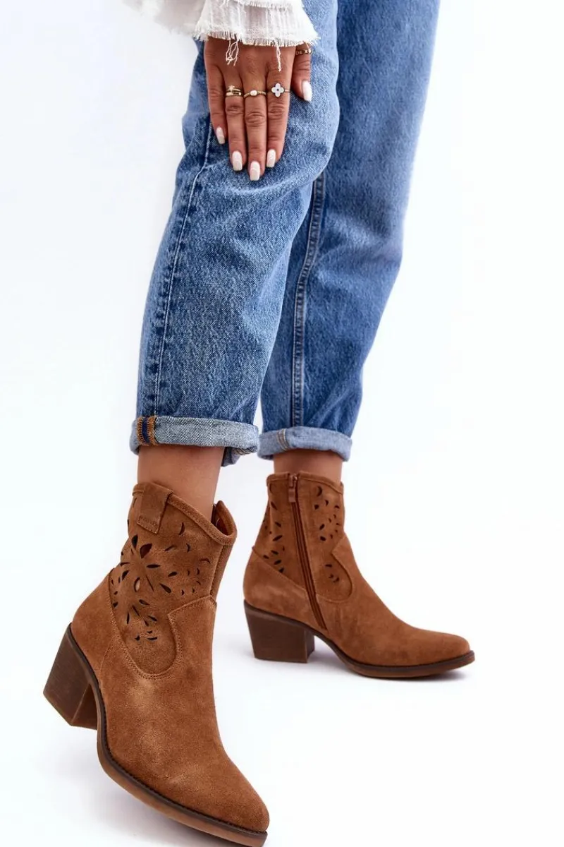 Outlet Zamszowe Botki Kowbojki Ażurowe D&A SN622-20 Camel Damskie Botki Wiosenne|Botki Skórzane