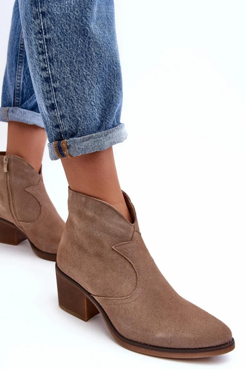 Botki Wiosenne|Botki Skórzane>Damskie buty S.Barski Zamszowe Botki Kowbojki Na Suwak D&A SN622-29 Ciemnobeżowe