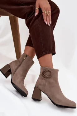 Outlet Zamszowe Botki Na Słupku Ocieplane Z Ozdobnym Detalem 57C0014 Beżowe Damskie Botki Ocieplane|Botki Skórzane