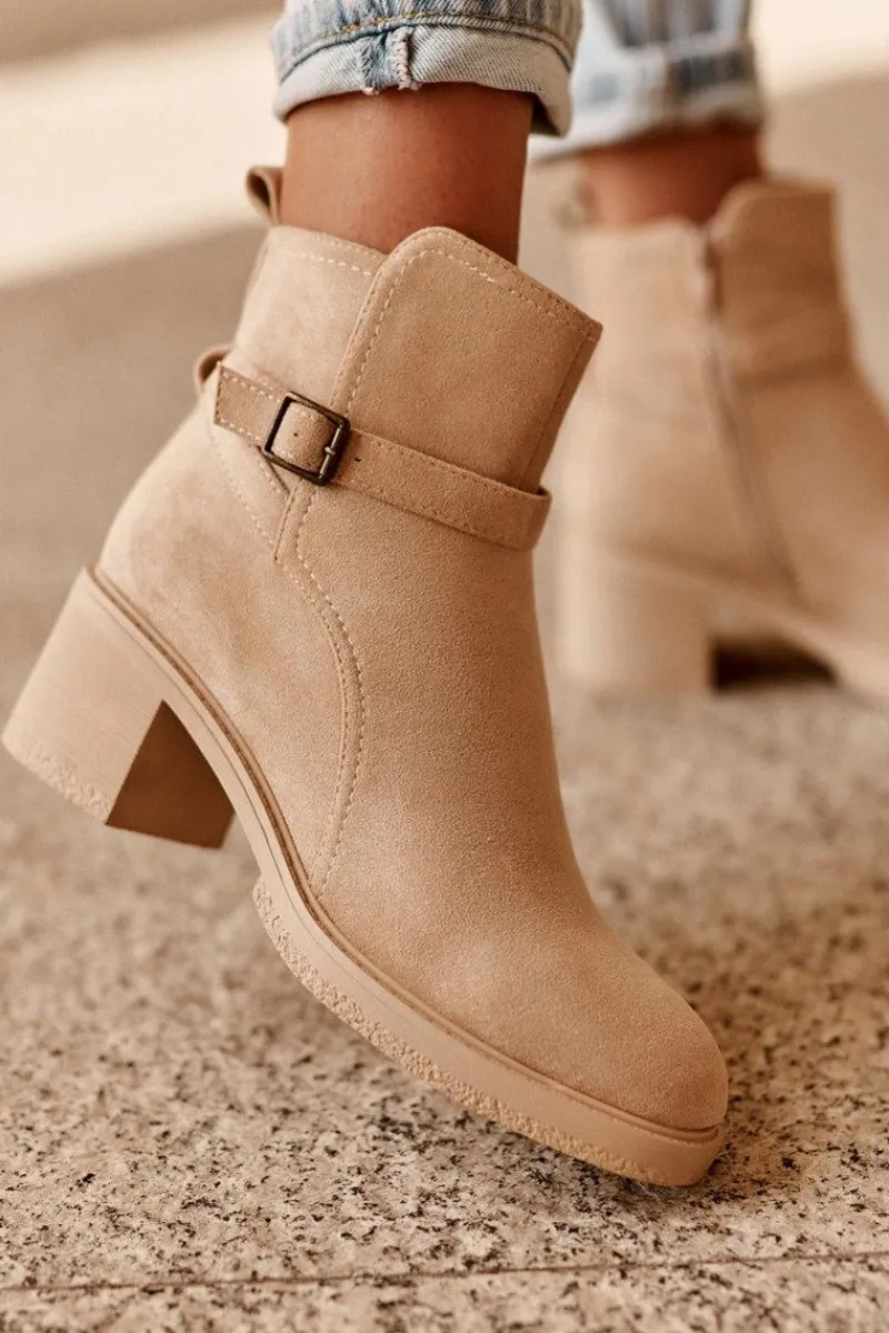 Best Boto Zamszowe Botki Z Klamrą Beżowe Neste