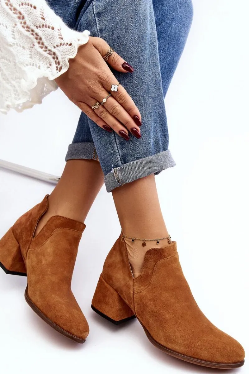 Sale Zamszowe Botki Z Wycięciami Na Obcasie Camel Dalros Damskie Botki Wiosenne|Botki Skórzane