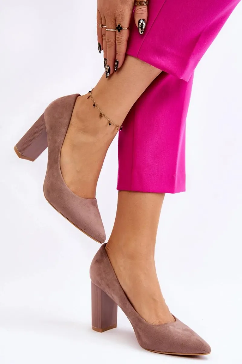 Outlet Zamszowe Czółenka Na Modnym Obcasie Beżowe Estellia Damskie Czółenka Zamszowe|Czółenka Na Słupku