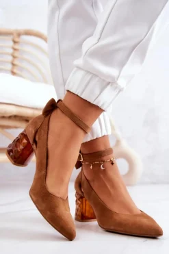 Czółenka Na Słupku><noscript><img width=