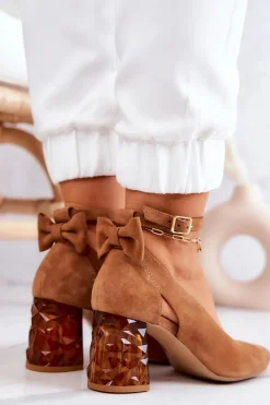 Czółenka Na Słupku><noscript><img width=