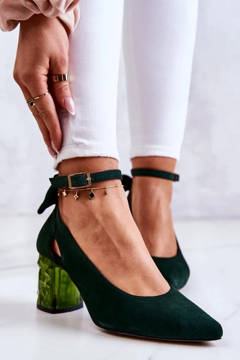 Czółenka Na Słupku>Maciejka Zamszowe Czółenka Z Kokardką 05059-09 Ciemnozielone