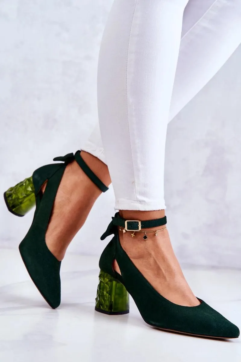 Czółenka Na Słupku>Maciejka Zamszowe Czółenka Z Kokardką 05059-09 Ciemnozielone