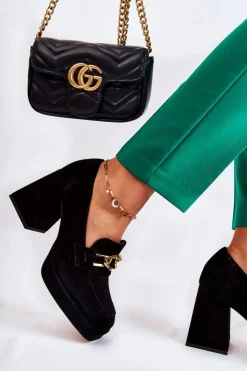 Online Laura Messi Zamszowe Czółenka Z Ozdobnym Łańcuchem 2444 Czarne Czarny