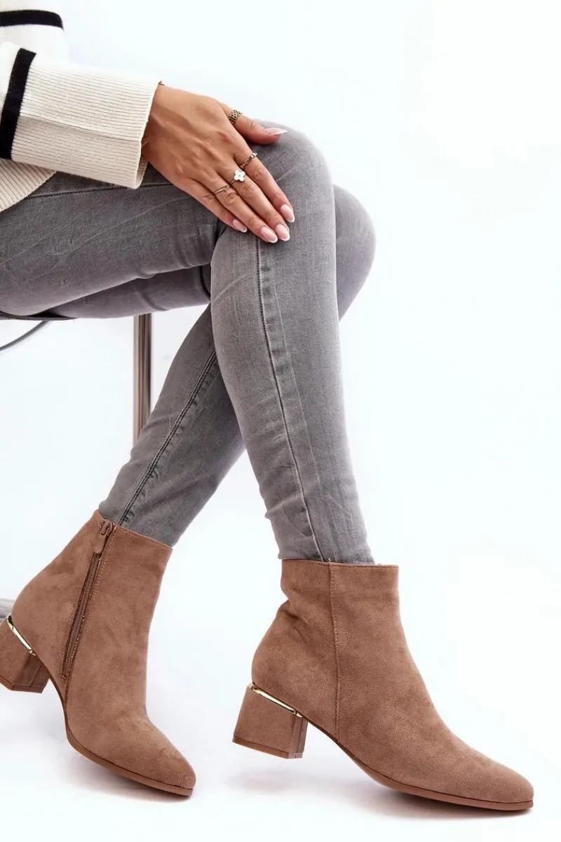 Brązowe I Beżowe Botki|Botki Na Obcasie>Evento Zamszowe Damskie Botki Na Obcasie Beżowe Mebassa