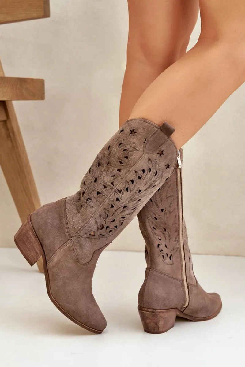 Zamszowe Kozaki Z Ażurową Cholewką Zazoo 3609 Brązowe Damskie Kozaki Ażurowe|Kozaki Na Obcasie