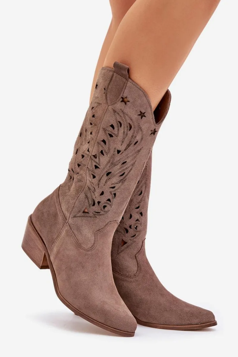 Zamszowe Kozaki Z Ażurową Cholewką Zazoo 3609 Brązowe Damskie Kozaki Ażurowe|Kozaki Na Obcasie