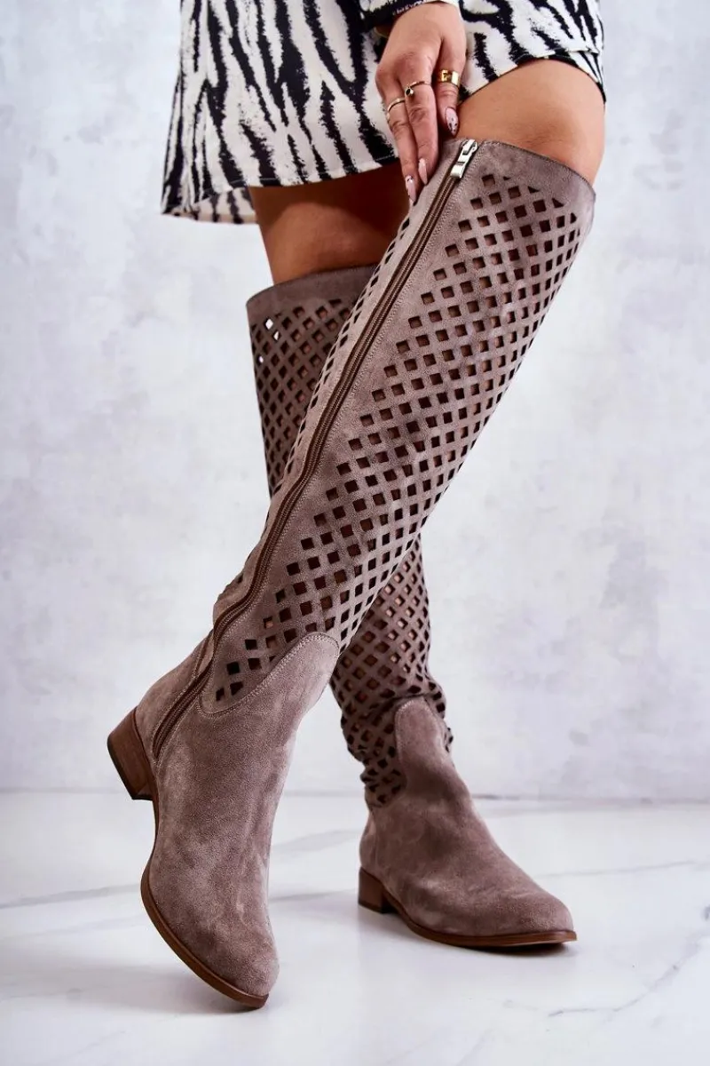 Kozaki Wiosenne|Kozaki Ażurowe>Boto Zamszowe Kozaki Z Ażurowym Wzorem Ciemnobeżowe Arinna