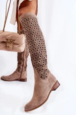 Discount Boto Zamszowe Kozaki Z Ażurowym Wzorem Ciemnobeżowe Pointe