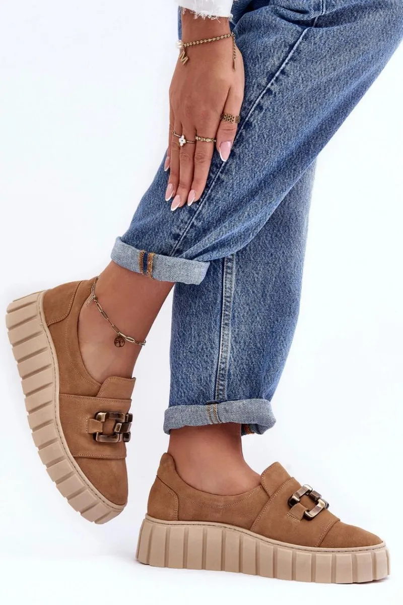 Sale Zamszowe Półbuty Damskie Na Platformie Z Ozdobą Ciemnobeżowe Lewski 3398 Damskie Półbuty Skórzane