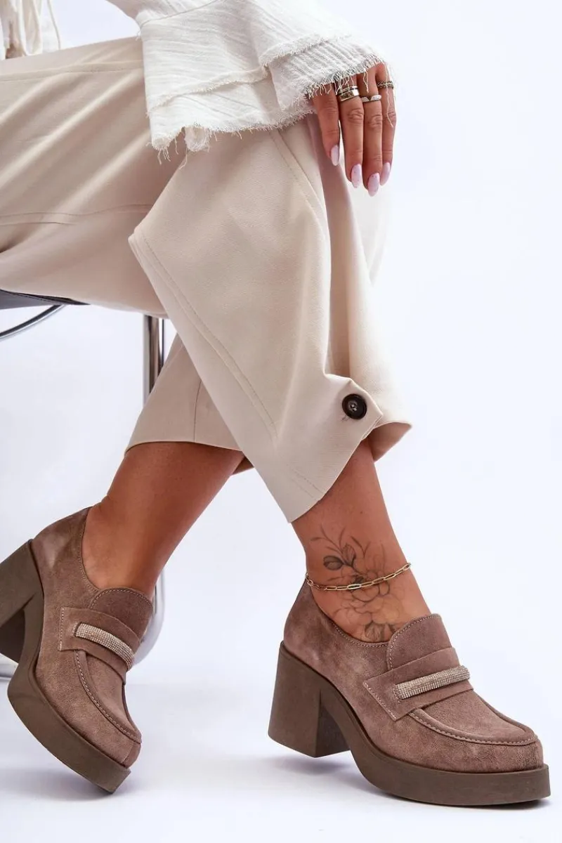 Sale Zamszowe Półbuty Na Słupku Z Ozdobą Beżowe Lemar Gelanor Damskie Półbuty Skórzane