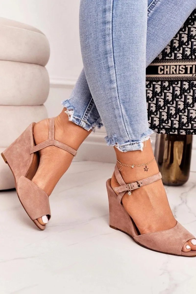 Discount Zamszowe Sandały Na Koturnie 2253 Pudrowy Róż Damskie Sandały Na Koturnie