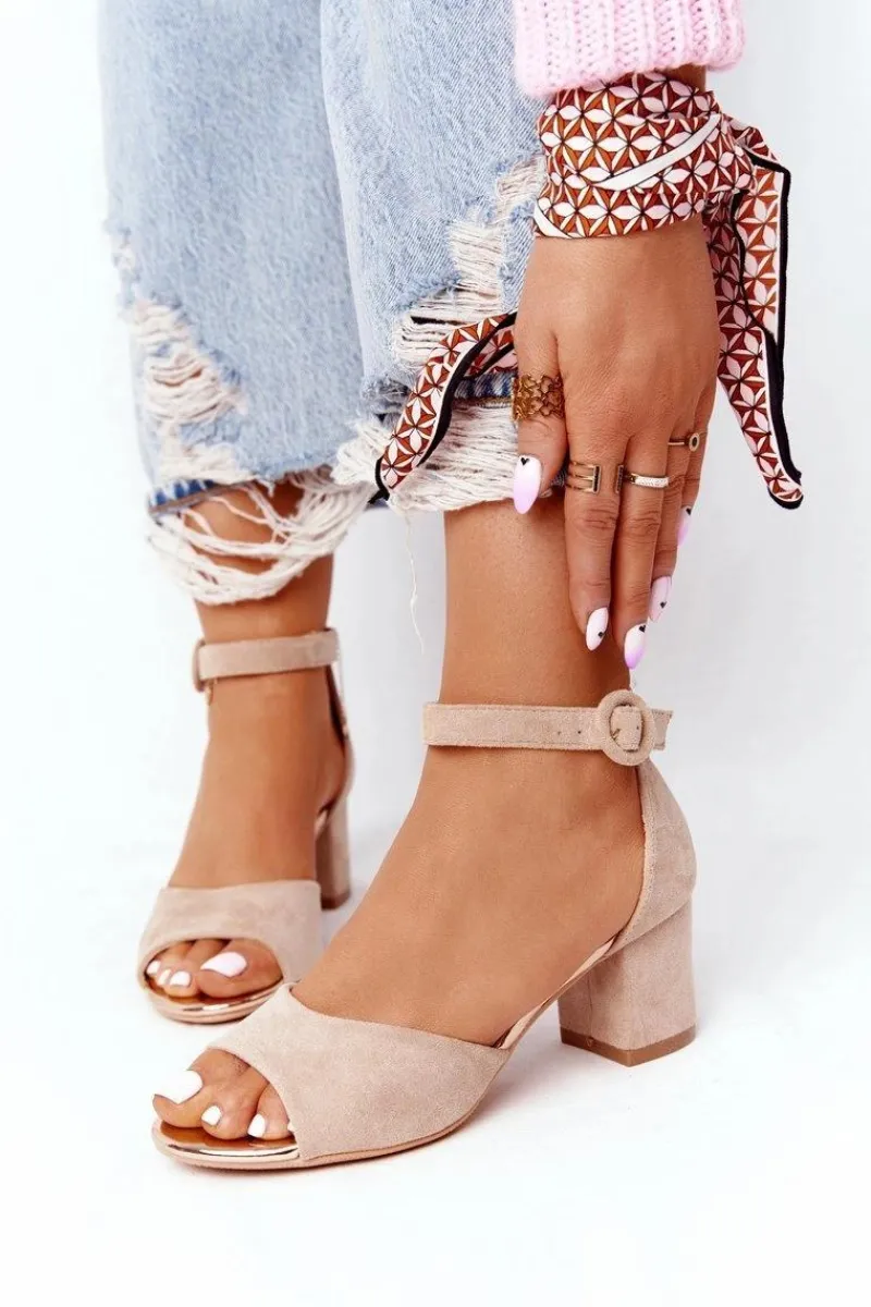 Hot Zamszowe Sandały Na Obcasie Vinceza 23-20100 Beżowe Damskie Sandały Na Obcasie