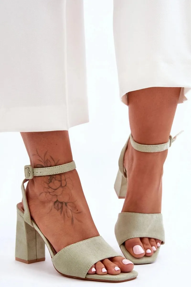 Discount Boto Zamszowe Sandały Na Obcasie Zielone Harriet