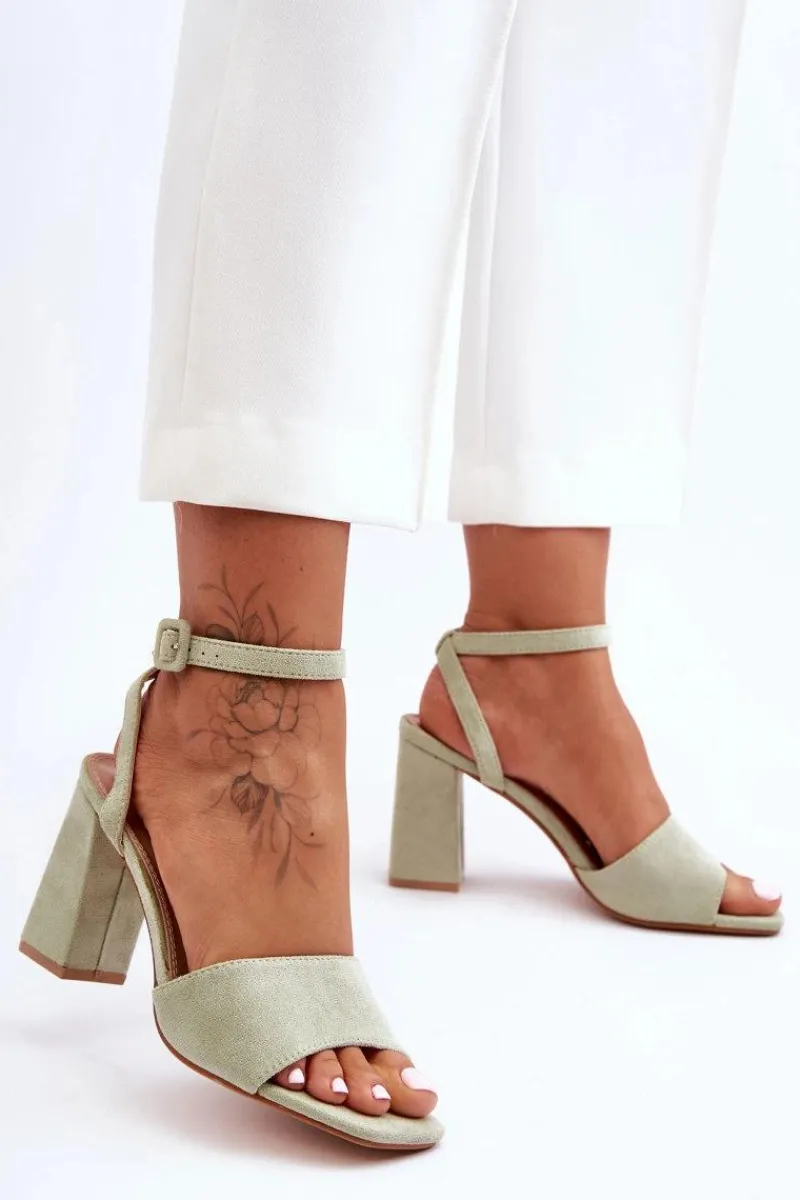 Discount Boto Zamszowe Sandały Na Obcasie Zielone Harriet