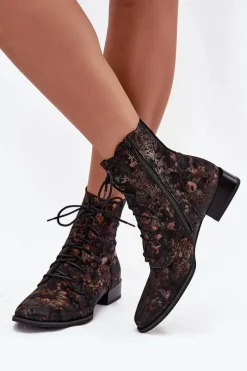 Botki Maciejka|Botki Skórzane></noscript>Maciejka Zamszowe Wzorzyste Botki Na Płaskim Obcasie 06391-02 Czarno-Złote