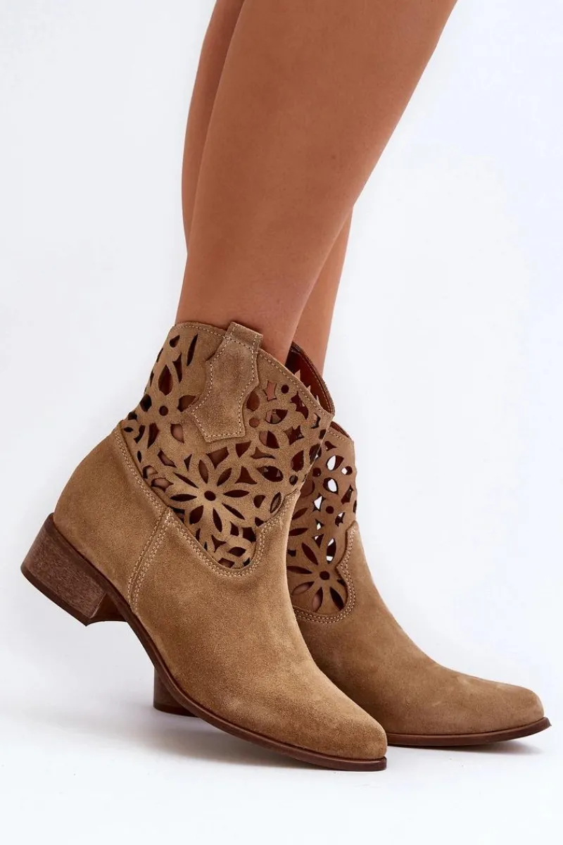 Botki Wiosenne|Botki Na Słupku>Boto Zazoo 3404 Ażurowe Botki Kowbojki Na Niskim Obcasie Zamszowe Jasnobeżowe Beżowy