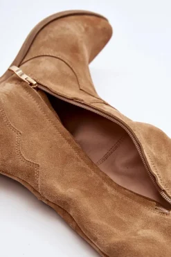 Kozaki Wiosenne|Kozaki Przed Kolano><noscript><img width=