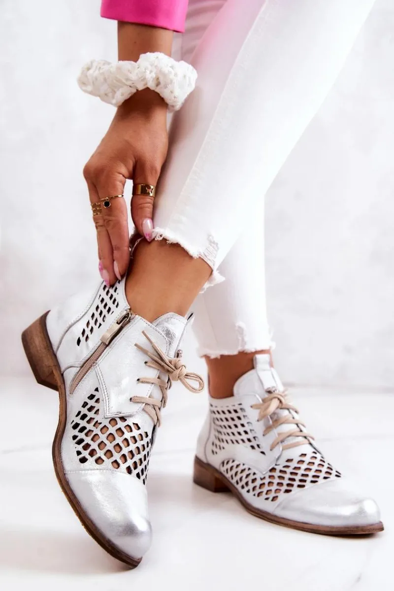 Botki Wiosenne|Botki Sznurowane>Zazoo 2704 Skórzane Ażurowe Botki Biało-Srebrne