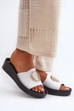 Online Zazoo 2920 Skórzane Klapki Damskie Na Koturnie Ze Złotym Detalem Białe Biały