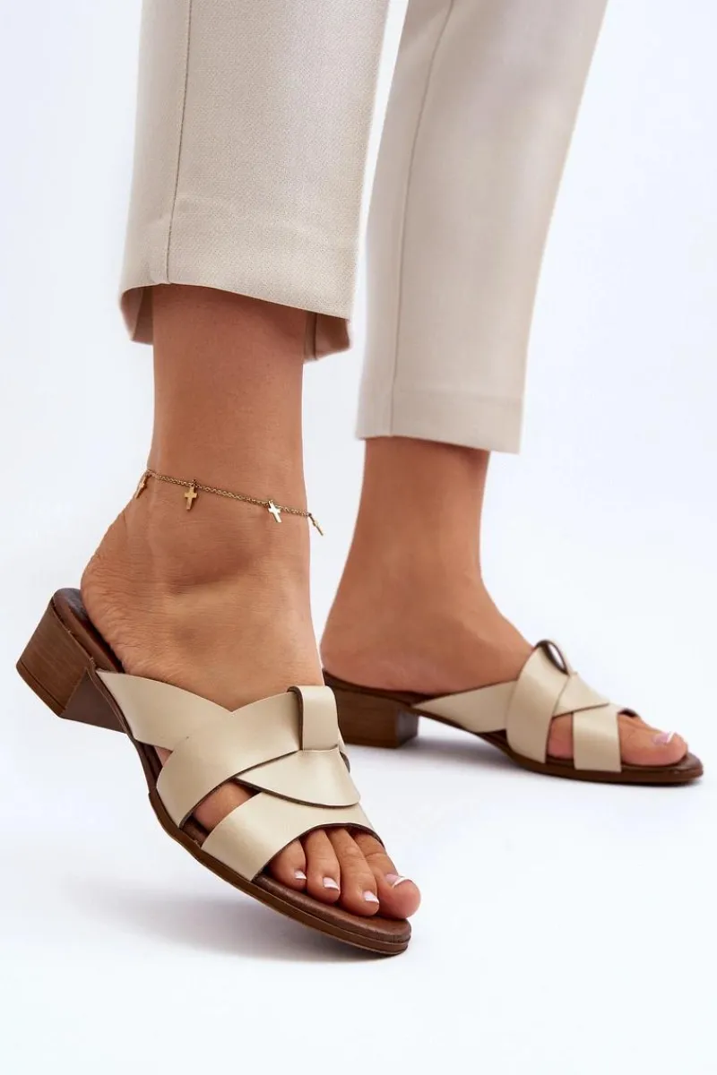 Best 40236 Skórzane Klapki Damskie Na Niskim Obcasie Beżowe Damskie Klapki Na Obcasie|Klapki Damskie Klasyczne